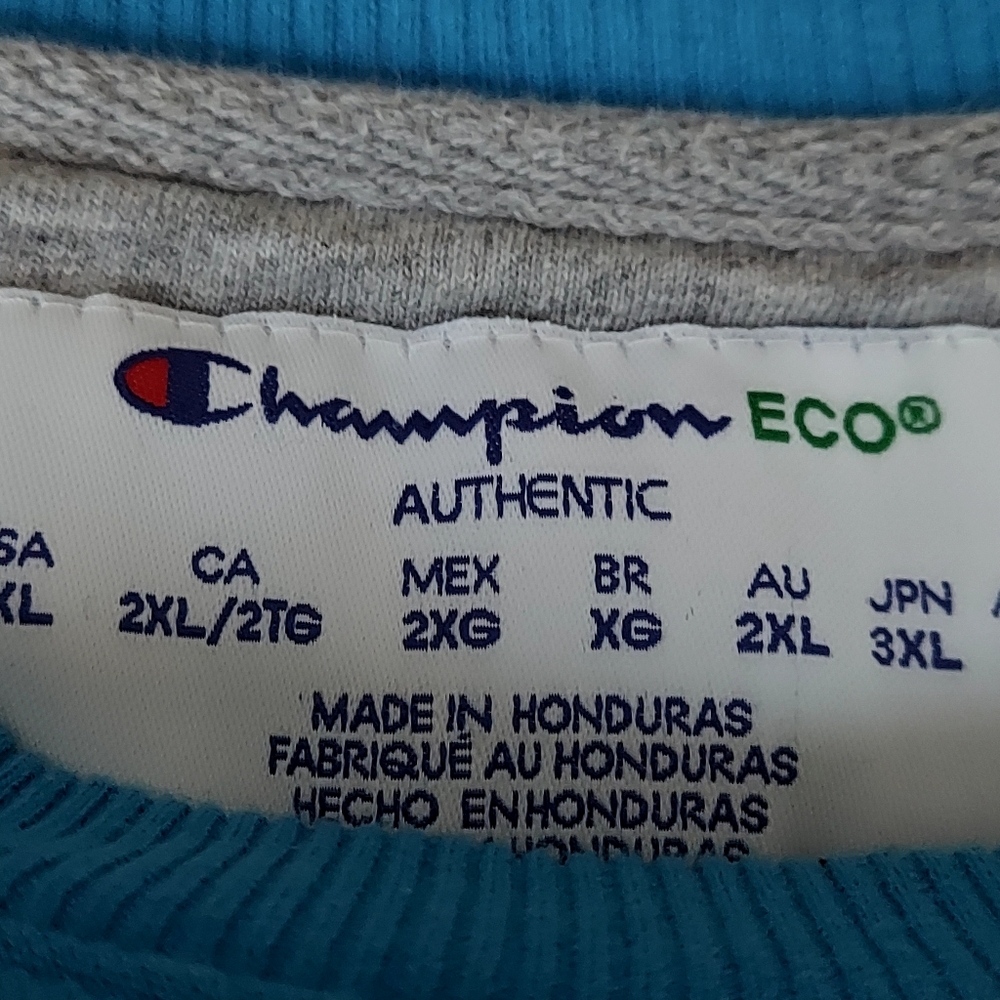 Champion Sweatshirt - Picture 4 of 7